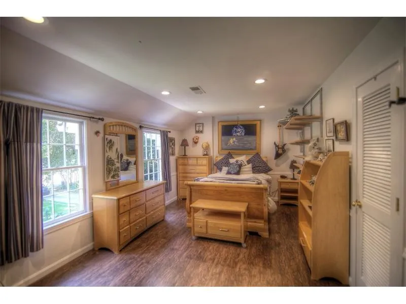 560 N Harbor Drive, Sandy Springs, Georgia 30328, 6 Bedrooms Bedrooms, ,3 BathroomsBathrooms,Residential,Sold,560 N Harbor Drive,5708421 560 N Harbor Drive, Sandy Springs, Georgia 30328, 6 Bedrooms Bedrooms, ,3 BathroomsBathrooms,Residential,Sold,560 N Harbor Drive,5708421