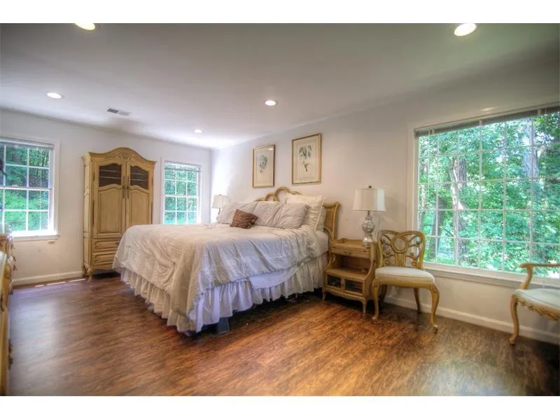 560 N Harbor Drive, Sandy Springs, Georgia 30328, 6 Bedrooms Bedrooms, ,3 BathroomsBathrooms,Residential,Sold,560 N Harbor Drive,5708421 560 N Harbor Drive, Sandy Springs, Georgia 30328, 6 Bedrooms Bedrooms, ,3 BathroomsBathrooms,Residential,Sold,560 N Harbor Drive,5708421