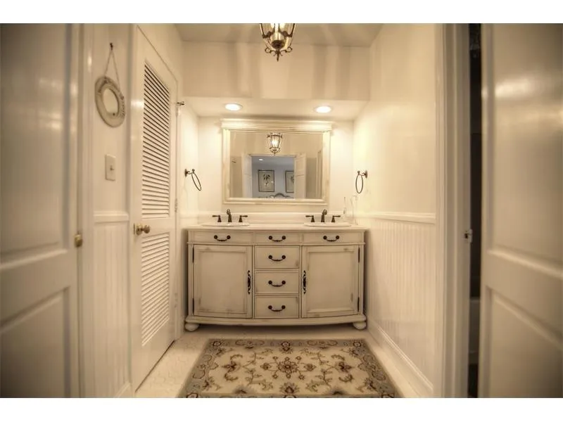 560 N Harbor Drive, Sandy Springs, Georgia 30328, 6 Bedrooms Bedrooms, ,3 BathroomsBathrooms,Residential,Sold,560 N Harbor Drive,5708421 560 N Harbor Drive, Sandy Springs, Georgia 30328, 6 Bedrooms Bedrooms, ,3 BathroomsBathrooms,Residential,Sold,560 N Harbor Drive,5708421