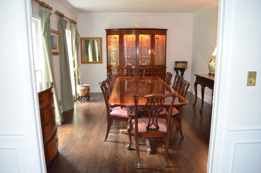 560 N Harbor Drive, Sandy Springs, Georgia 30328, 6 Bedrooms Bedrooms, ,3 BathroomsBathrooms,Residential,Sold,560 N Harbor Drive,5708421 560 N Harbor Drive, Sandy Springs, Georgia 30328, 6 Bedrooms Bedrooms, ,3 BathroomsBathrooms,Residential,Sold,560 N Harbor Drive,5708421