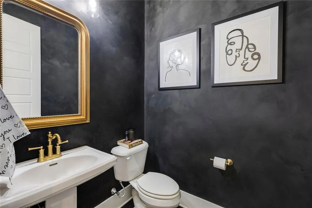1954 Westside Boulevard, Atlanta, Georgia 30318, 4 Bedrooms Bedrooms, ,3 BathroomsBathrooms,Residential,For Sale,1954 Westside Boulevard,7665159