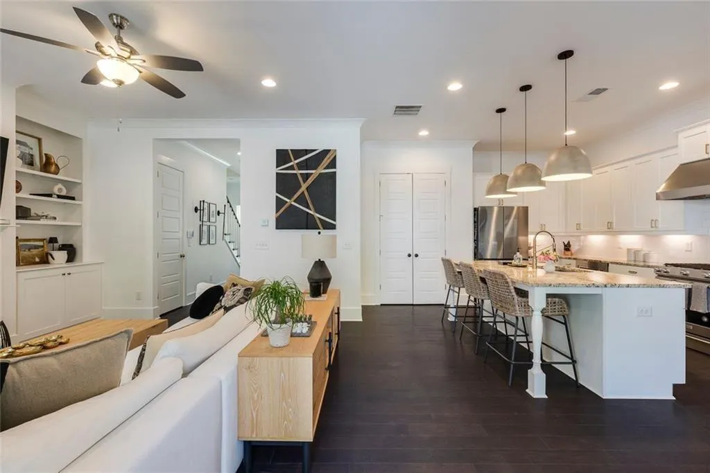 1954 Westside Boulevard, Atlanta, Georgia 30318, 4 Bedrooms Bedrooms, ,3 BathroomsBathrooms,Residential,For Sale,1954 Westside Boulevard,7665159