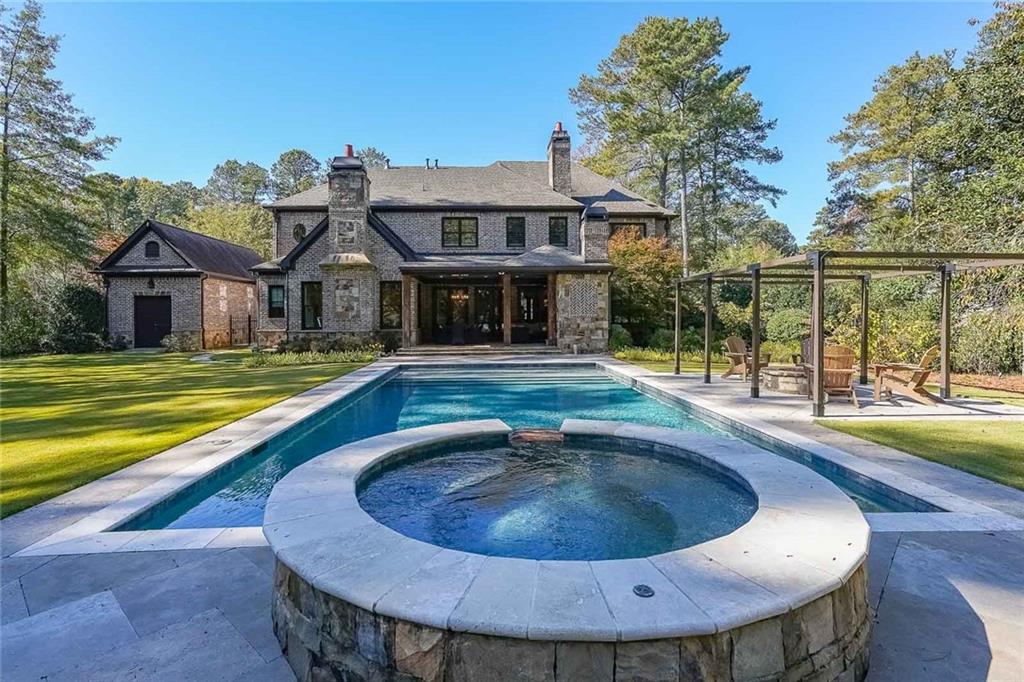 609 Carriage Drive, Atlanta, Georgia 30328, 6 Bedrooms Bedrooms, ,6 BathroomsBathrooms,Residential,Sold,609 Carriage Drive,7299038