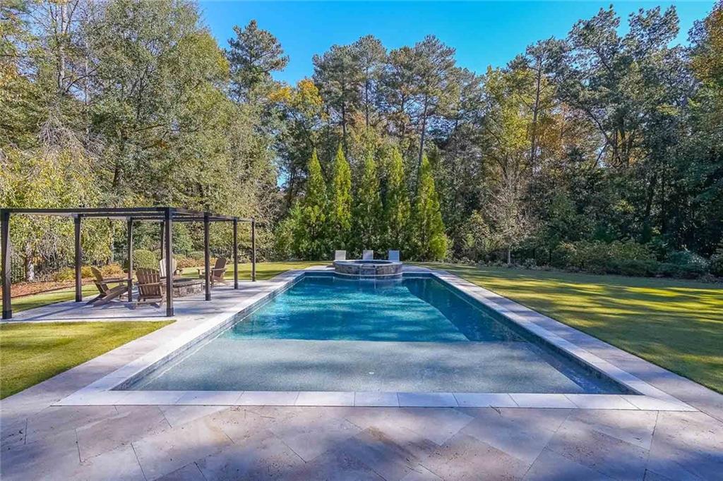 609 Carriage Drive, Atlanta, Georgia 30328, 6 Bedrooms Bedrooms, ,6 BathroomsBathrooms,Residential,Sold,609 Carriage Drive,7299038