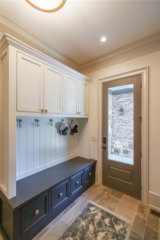 609 Carriage Drive, Atlanta, Georgia 30328, 6 Bedrooms Bedrooms, ,6 BathroomsBathrooms,Residential,Sold,609 Carriage Drive,7299038