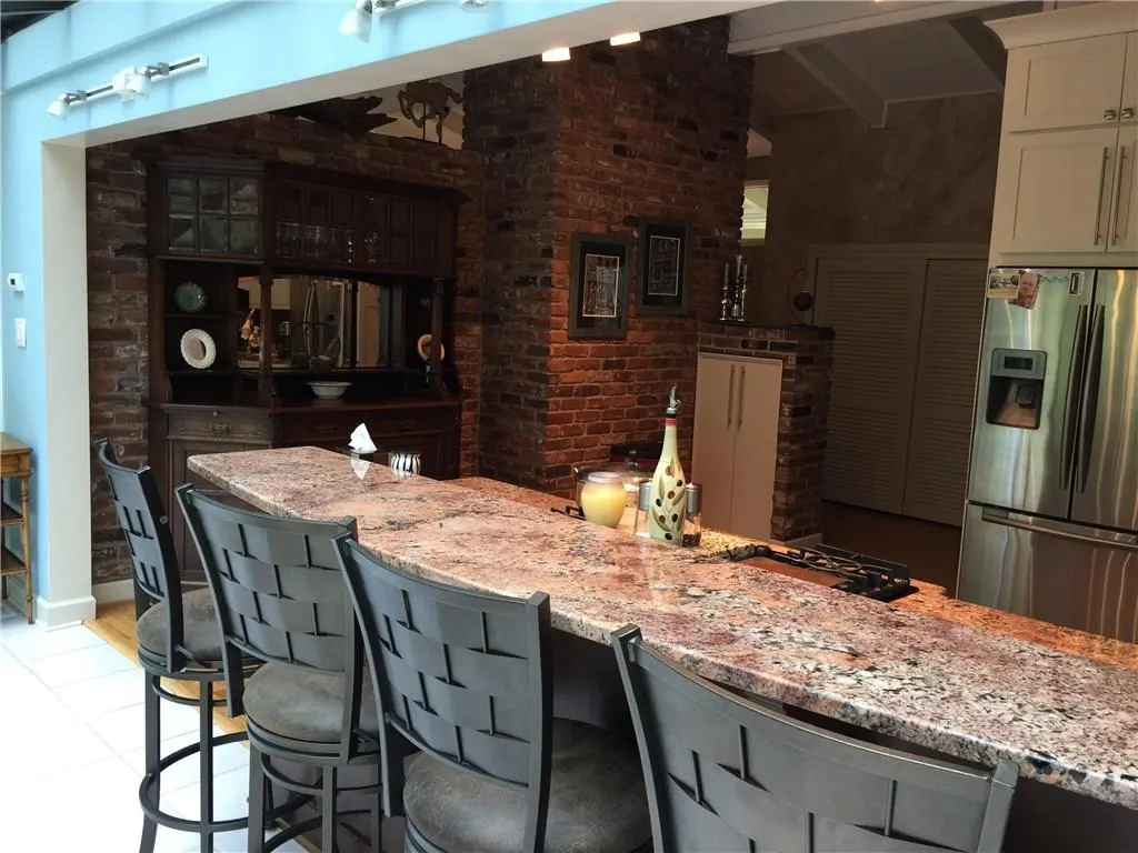 5910 Kayron Drive, Sandy Springs, Georgia 30328, 4 Bedrooms Bedrooms, ,2 BathroomsBathrooms,Residential,Sold,5910 Kayron Drive,5838145