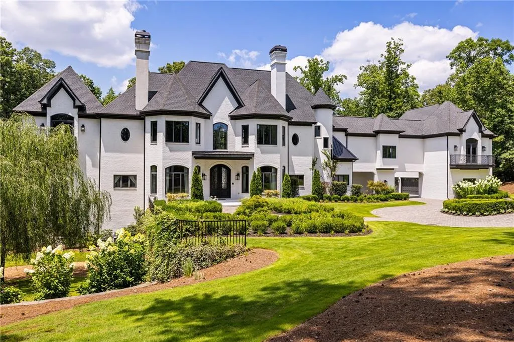 5320 Riverview Road Nw, Atlanta, Georgia 30327, 7 Bedrooms Bedrooms, 0 ,8 BathroomsBathrooms,Residential,For Sale,5320 Riverview Road Nw,7841810