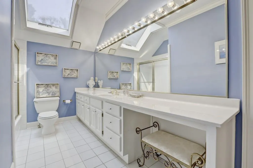 125 Riley Ridge Road, Atlanta, Georgia 30327, 6 Bedrooms Bedrooms, ,7 BathroomsBathrooms,Residential,Sold,125 Riley Ridge Road,5883621