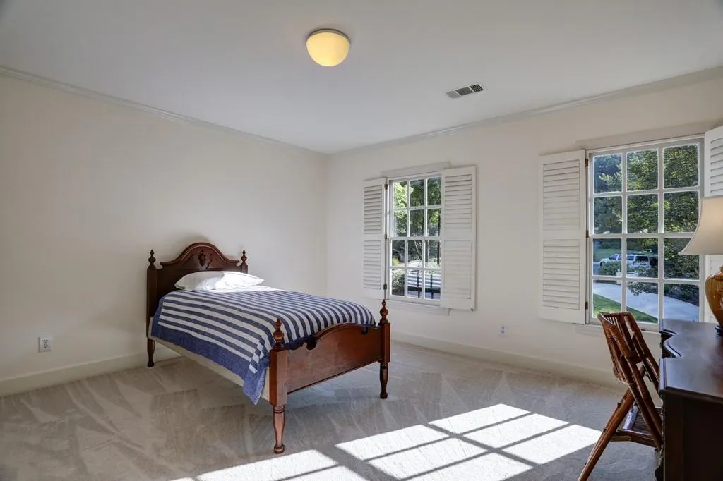 330 Old Powers Lane, Atlanta, Georgia 30327, 5 Bedrooms Bedrooms, ,5 BathroomsBathrooms,Residential,Sold,330 Old Powers Lane,6727202