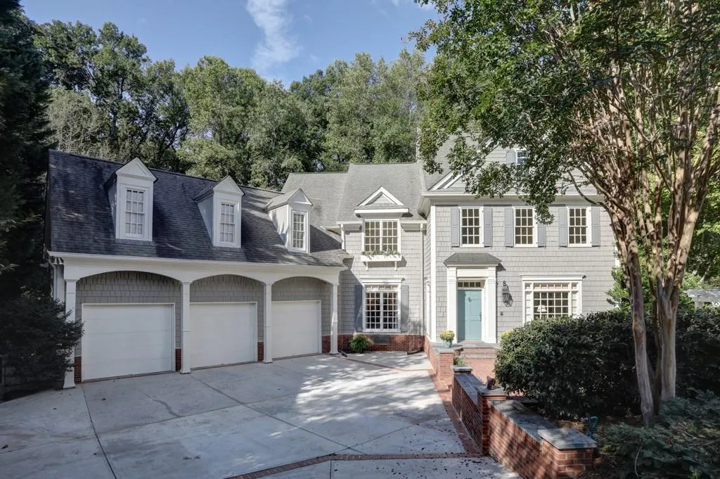 330 Old Powers Lane, Atlanta, Georgia 30327, 5 Bedrooms Bedrooms, ,5 BathroomsBathrooms,Residential,Sold,330 Old Powers Lane,6727202