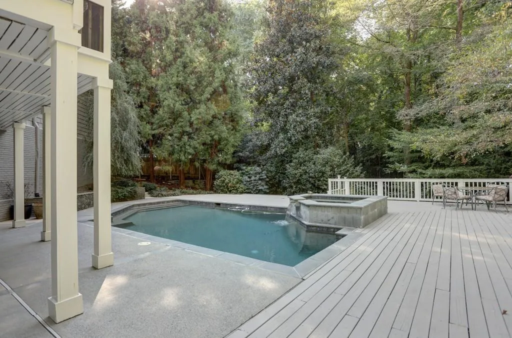 330 Old Powers Lane, Atlanta, Georgia 30327, 5 Bedrooms Bedrooms, ,5 BathroomsBathrooms,Residential,Sold,330 Old Powers Lane,6727202