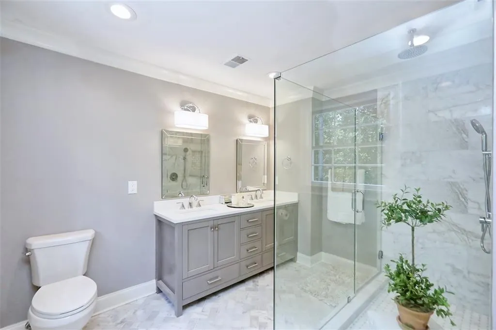 8915 Huntcliff Lake Court, Atlanta, Georgia 30350, 5 Bedrooms Bedrooms, ,4 BathroomsBathrooms,Residential,Sold,8915 Huntcliff Lake Court,6559480