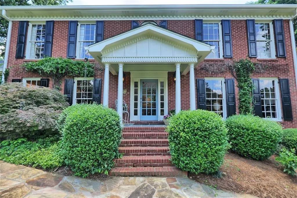 8915 Huntcliff Lake Court, Atlanta, Georgia 30350, 5 Bedrooms Bedrooms, ,4 BathroomsBathrooms,Residential,Sold,8915 Huntcliff Lake Court,6559480