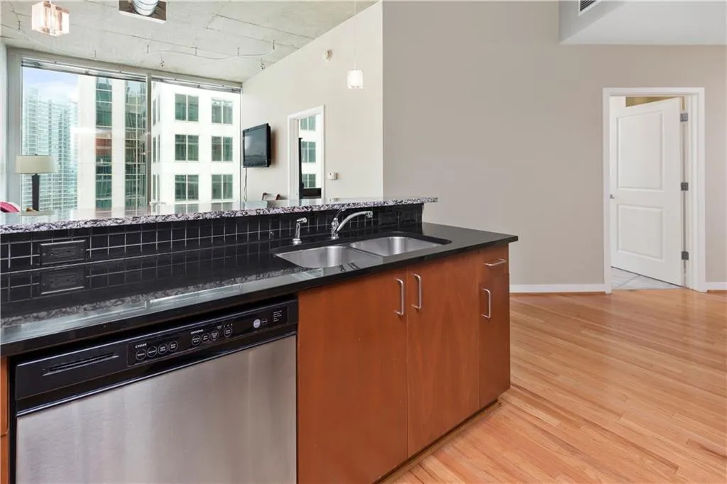 943 Peachtree Street Ne Unit 1711, Atlanta, Georgia 30309, 2 Bedrooms Bedrooms, ,2 BathroomsBathrooms,Residential,Sold,943 Peachtree Street Ne Unit 1711,5867284