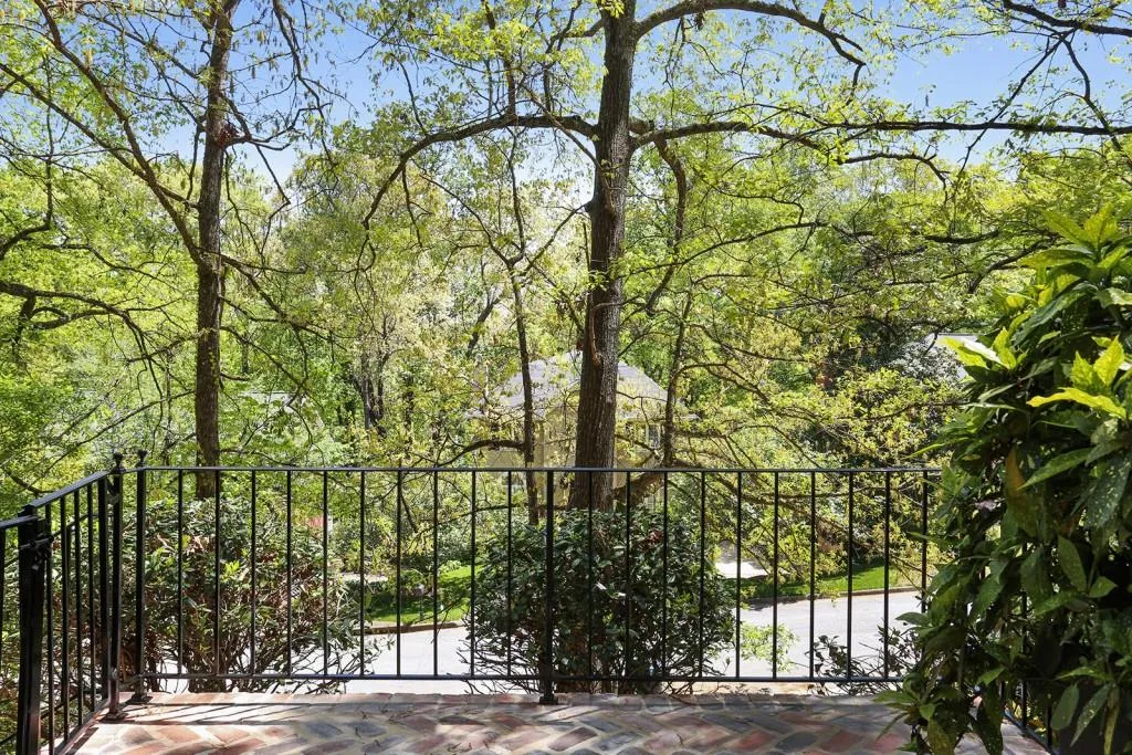 1722 Fernleaf Circle Nw, Atlanta, Georgia 30318, 3 Bedrooms Bedrooms, ,3 BathroomsBathrooms,Residential,Sold,1722 Fernleaf Circle Nw,6000176