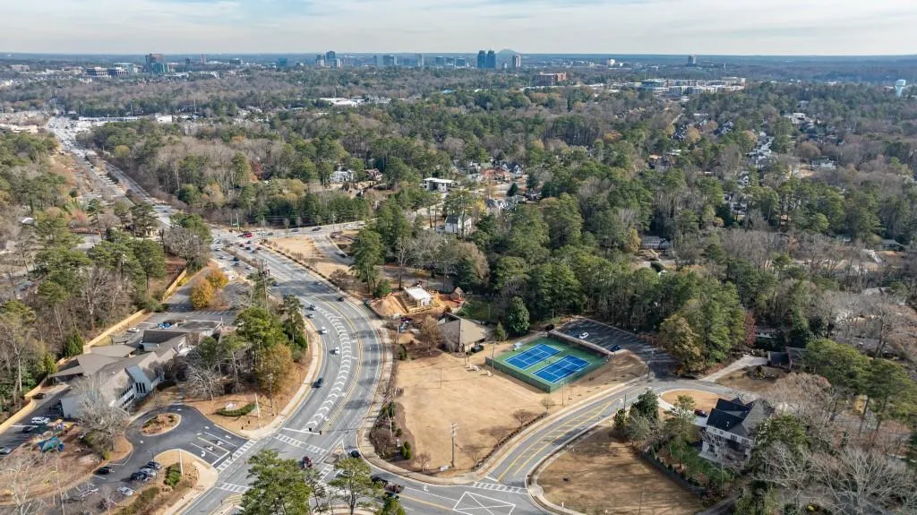 6570 Wright Road, Atlanta, Georgia 30328, 3 Bedrooms Bedrooms, ,2 BathroomsBathrooms,Residential,For Sale,6570 Wright Road,7694391