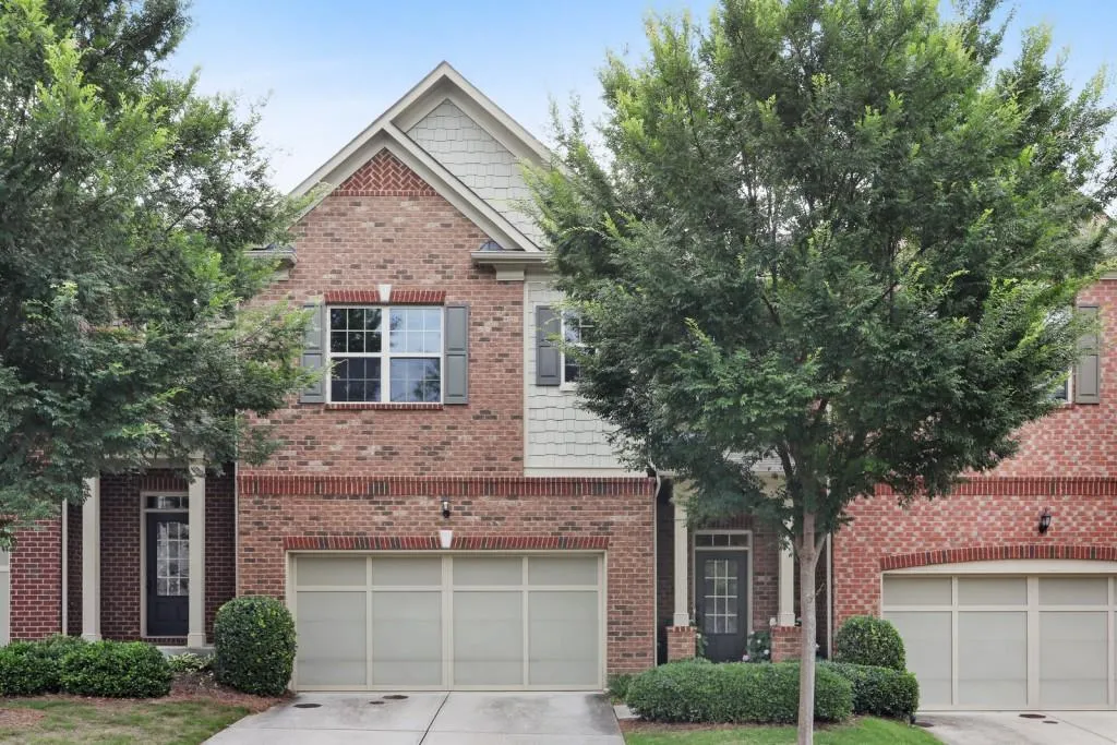 5535 Parkerton Lane, Atlanta, Georgia 30342, 3 Bedrooms Bedrooms, ,3 BathroomsBathrooms,Residential,Sold,5535 Parkerton Lane,6743275