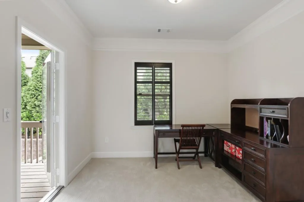 5535 Parkerton Lane, Atlanta, Georgia 30342, 3 Bedrooms Bedrooms, ,3 BathroomsBathrooms,Residential,Sold,5535 Parkerton Lane,6743275