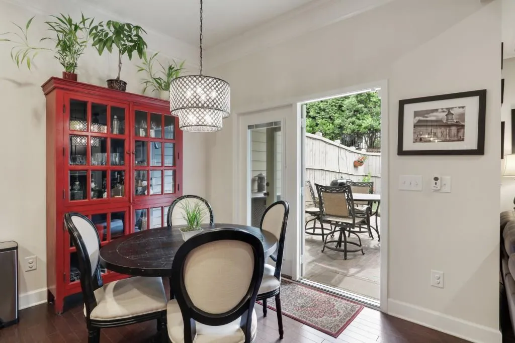 5535 Parkerton Lane, Atlanta, Georgia 30342, 3 Bedrooms Bedrooms, ,3 BathroomsBathrooms,Residential,Sold,5535 Parkerton Lane,6743275