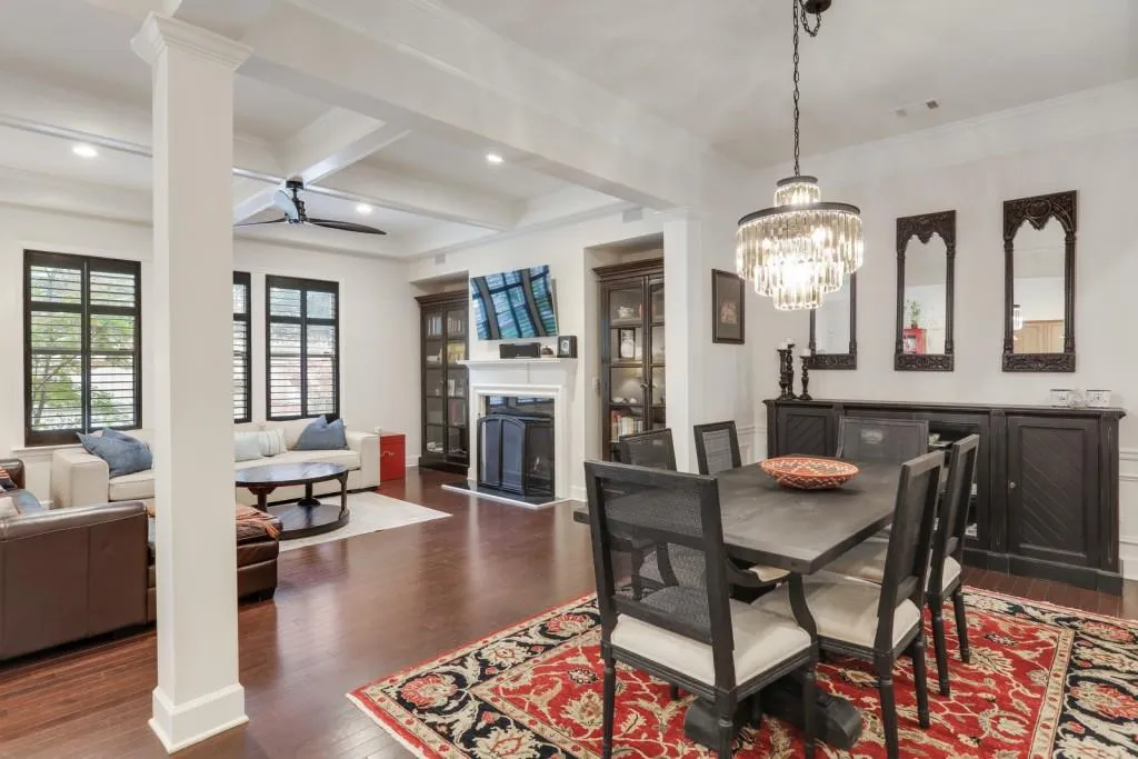 5535 Parkerton Lane, Atlanta, Georgia 30342, 3 Bedrooms Bedrooms, ,3 BathroomsBathrooms,Residential,Sold,5535 Parkerton Lane,6743275