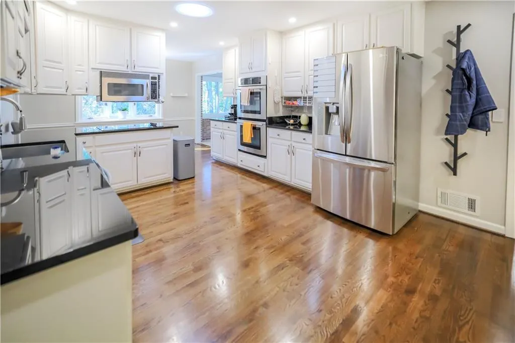 5735 Riverwood Drive, Atlanta, Georgia 30328, 4 Bedrooms Bedrooms, ,3 BathroomsBathrooms,Residential,For Sale,5735 Riverwood Drive,7703460