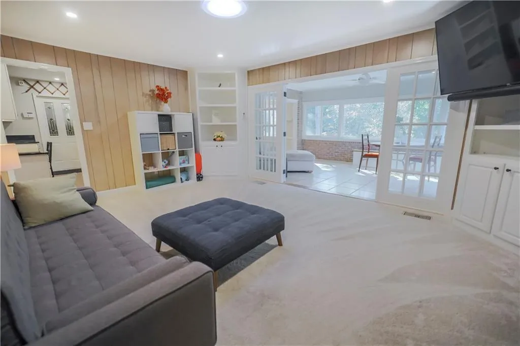 5735 Riverwood Drive, Atlanta, Georgia 30328, 4 Bedrooms Bedrooms, ,3 BathroomsBathrooms,Residential,For Sale,5735 Riverwood Drive,7703460