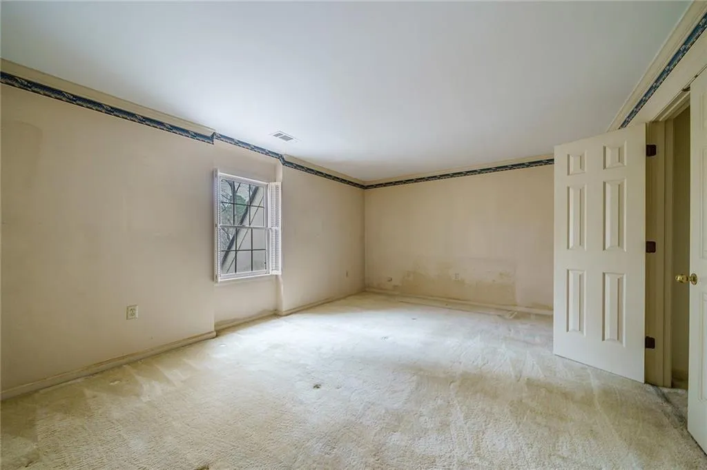 5330 N Powers Ferry Road, Sandy Springs, Georgia 30327, 5 Bedrooms Bedrooms, ,4 BathroomsBathrooms,Residential,Sold,5330 N Powers Ferry Road,7180954