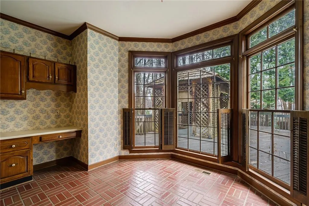 5330 N Powers Ferry Road, Sandy Springs, Georgia 30327, 5 Bedrooms Bedrooms, ,4 BathroomsBathrooms,Residential,Sold,5330 N Powers Ferry Road,7180954