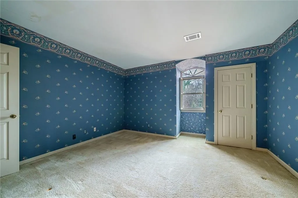 5330 N Powers Ferry Road, Sandy Springs, Georgia 30327, 5 Bedrooms Bedrooms, ,4 BathroomsBathrooms,Residential,Sold,5330 N Powers Ferry Road,7180954