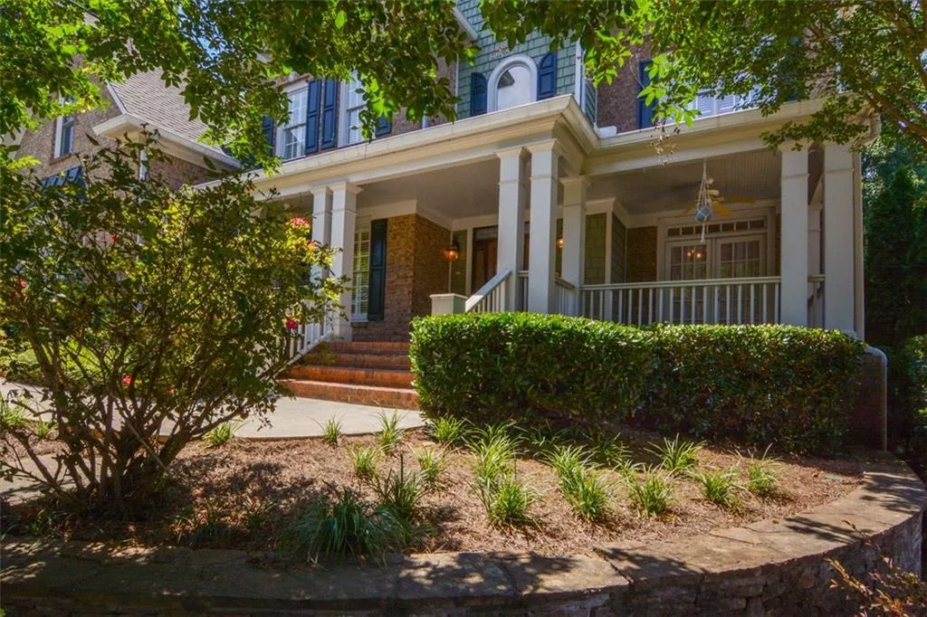 570 Trowbrook Road, Atlanta, Georgia 30350, 6 Bedrooms Bedrooms, ,5 BathroomsBathrooms,Residential,Sold,570 Trowbrook Road,7411662