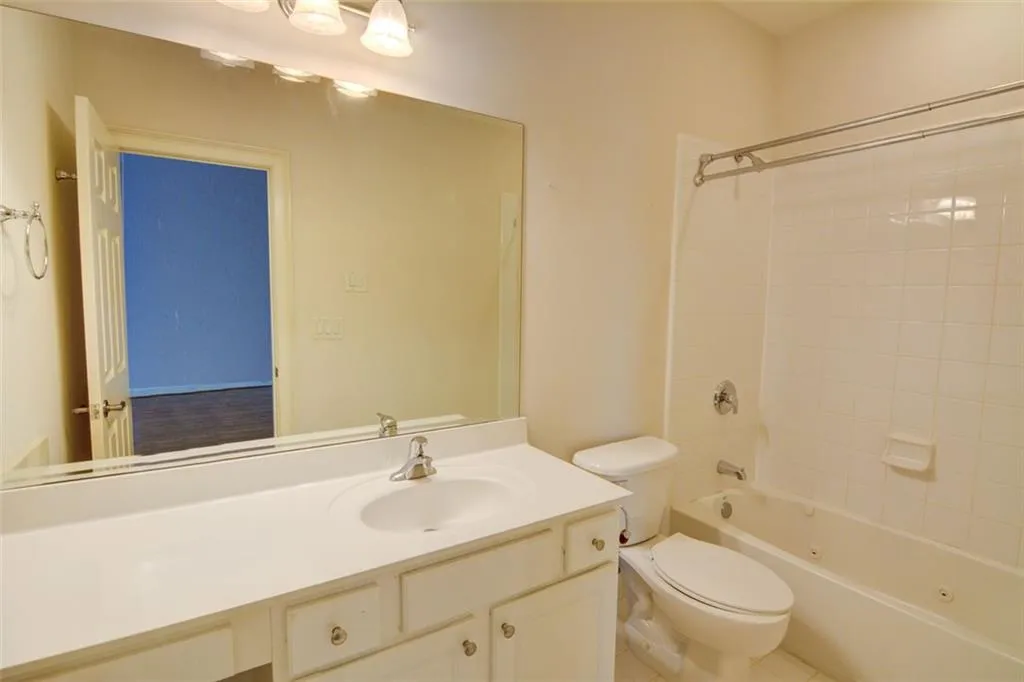 570 Trowbrook Road, Atlanta, Georgia 30350, 6 Bedrooms Bedrooms, ,5 BathroomsBathrooms,Residential,Sold,570 Trowbrook Road,7411662