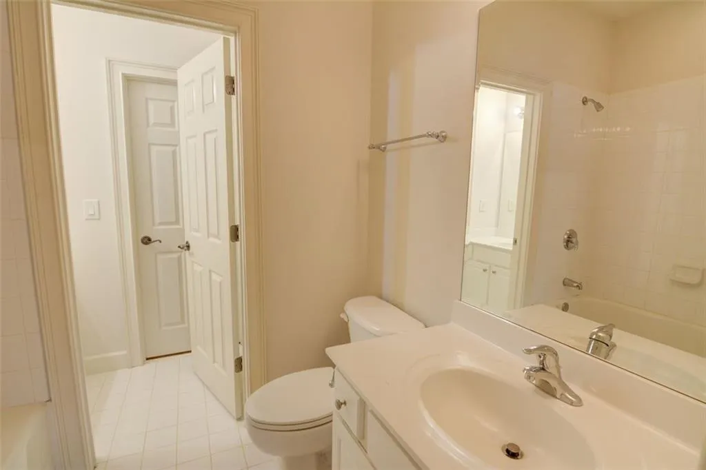 570 Trowbrook Road, Atlanta, Georgia 30350, 6 Bedrooms Bedrooms, ,5 BathroomsBathrooms,Residential,Sold,570 Trowbrook Road,7411662