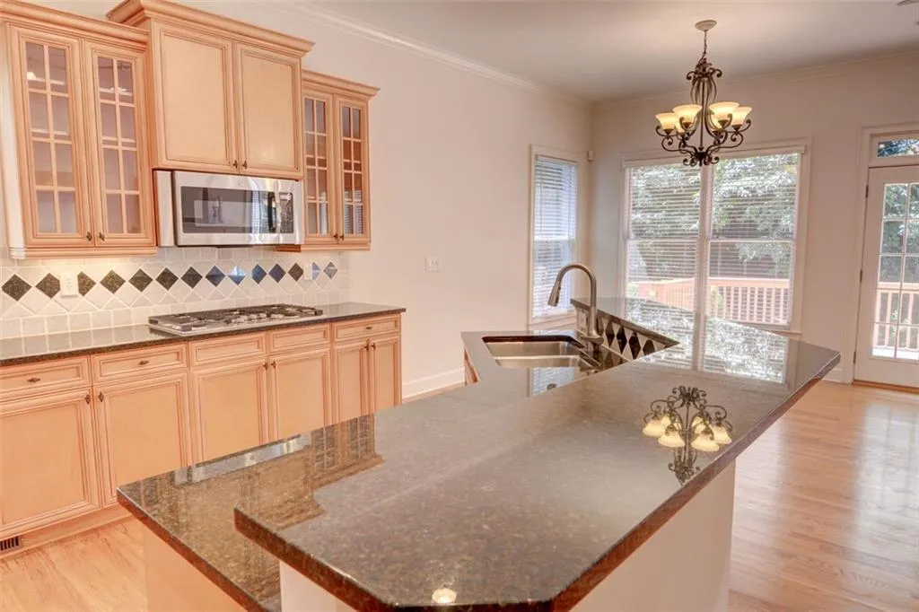 570 Trowbrook Road, Atlanta, Georgia 30350, 6 Bedrooms Bedrooms, ,5 BathroomsBathrooms,Residential,Sold,570 Trowbrook Road,7411662