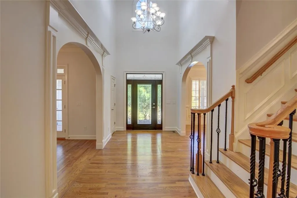 570 Trowbrook Road, Atlanta, Georgia 30350, 6 Bedrooms Bedrooms, ,5 BathroomsBathrooms,Residential,Sold,570 Trowbrook Road,7411662