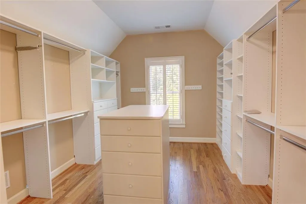 570 Trowbrook Road, Atlanta, Georgia 30350, 6 Bedrooms Bedrooms, ,5 BathroomsBathrooms,Residential,Sold,570 Trowbrook Road,7411662