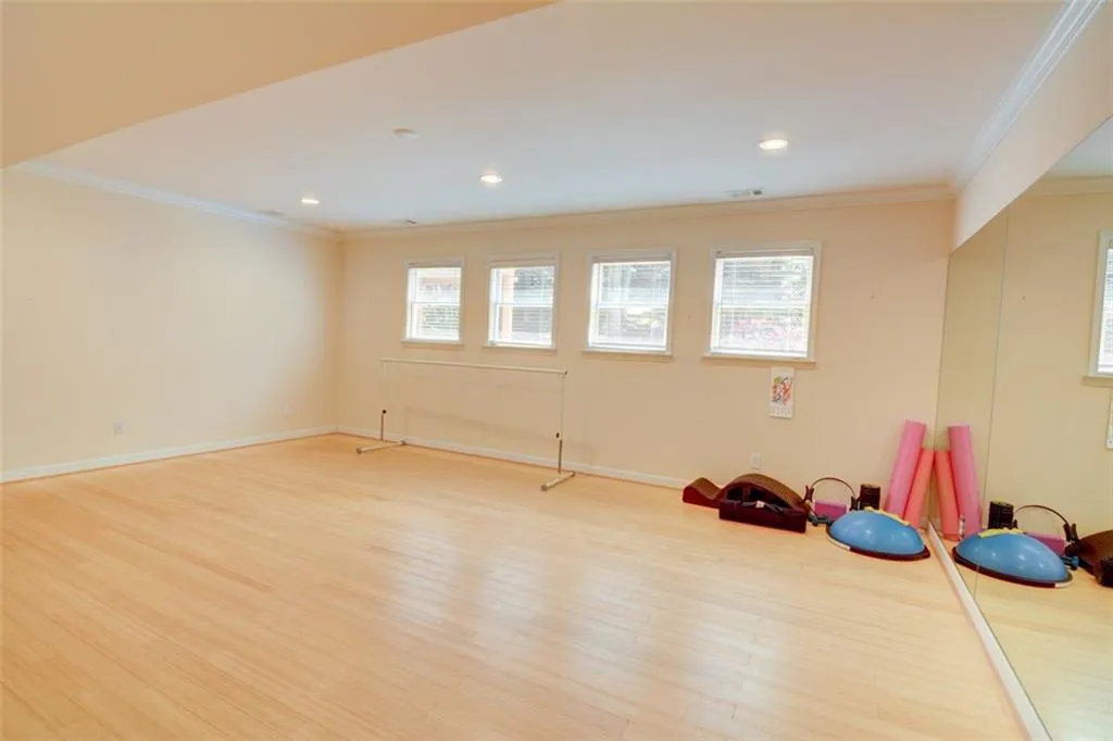 570 Trowbrook Road, Atlanta, Georgia 30350, 6 Bedrooms Bedrooms, ,5 BathroomsBathrooms,Residential,Sold,570 Trowbrook Road,7411662