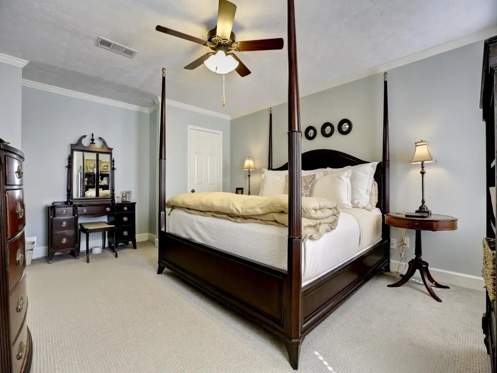 12 Palace Green Place Nw, Atlanta, Georgia 30318, 2 Bedrooms Bedrooms, ,2 BathroomsBathrooms,Residential,Sold,12 Palace Green Place Nw,5672118