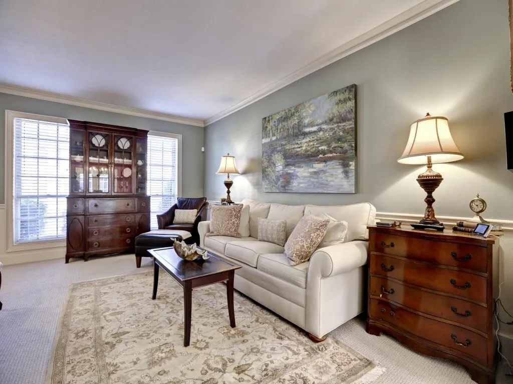 12 Palace Green Place Nw, Atlanta, Georgia 30318, 2 Bedrooms Bedrooms, ,2 BathroomsBathrooms,Residential,Sold,12 Palace Green Place Nw,5672118