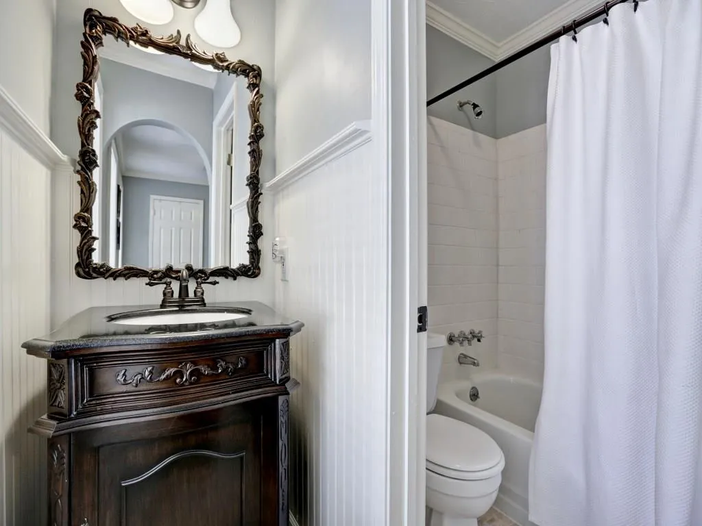 12 Palace Green Place Nw, Atlanta, Georgia 30318, 2 Bedrooms Bedrooms, ,2 BathroomsBathrooms,Residential,Sold,12 Palace Green Place Nw,5672118