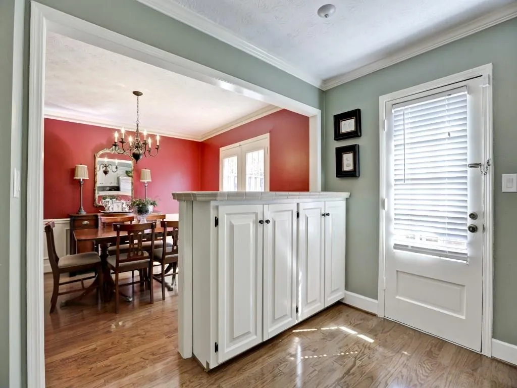 12 Palace Green Place Nw, Atlanta, Georgia 30318, 2 Bedrooms Bedrooms, ,2 BathroomsBathrooms,Residential,Sold,12 Palace Green Place Nw,5672118