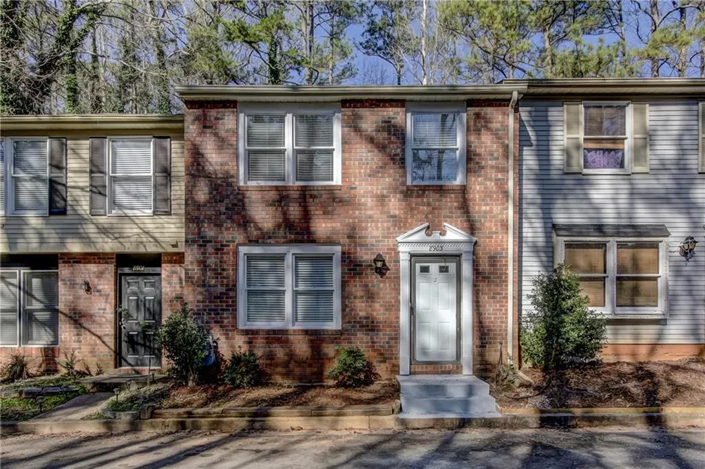 8903 Roberts Drive, Sandy Springs, Georgia 30350, 2 Bedrooms Bedrooms, ,2 BathroomsBathrooms,Residential,Sold,8903 Roberts Drive,5946717