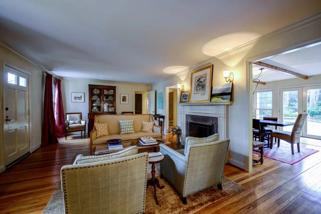 824 Woodley Drive Nw, Atlanta, Georgia 30318, 4 Bedrooms Bedrooms, ,3 BathroomsBathrooms,Residential,Sold,824 Woodley Drive Nw,5644347