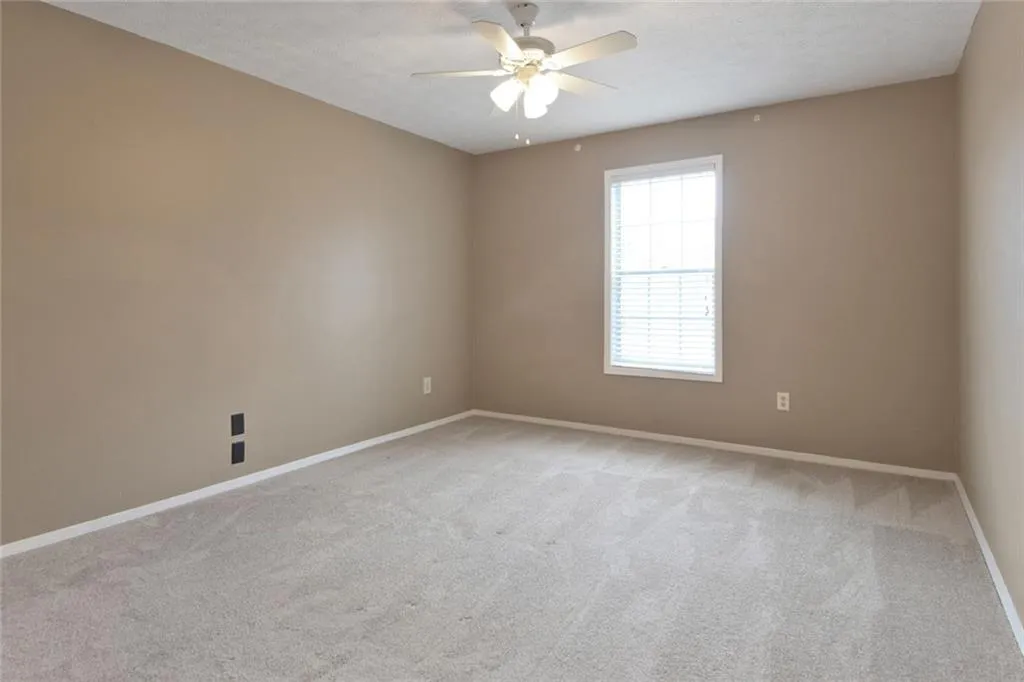 1107 Natchez Trace, Sandy Springs, Georgia 30350, 2 Bedrooms Bedrooms, ,1 BathroomBathrooms,Residential,Sold,1107 Natchez Trace,6824430