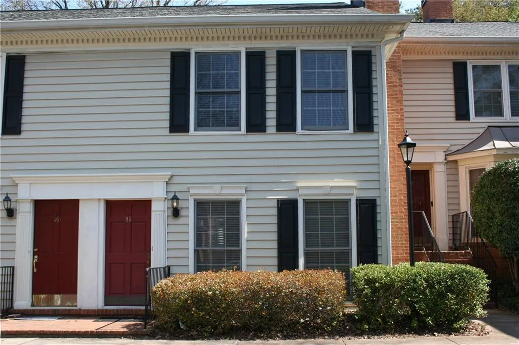 96 Mount Vernon Circle, Sandy Springs, Georgia 30338, 2 Bedrooms Bedrooms, ,2 BathroomsBathrooms,Residential,Sold,96 Mount Vernon Circle,5826784