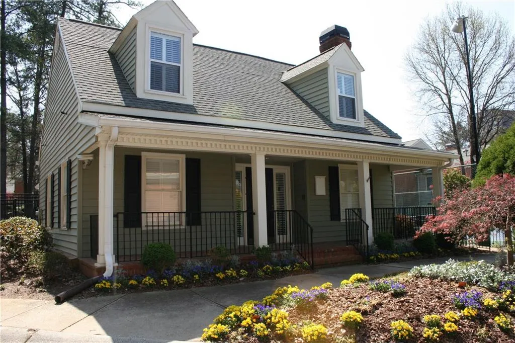 96 Mount Vernon Circle, Sandy Springs, Georgia 30338, 2 Bedrooms Bedrooms, ,2 BathroomsBathrooms,Residential,Sold,96 Mount Vernon Circle,5826784