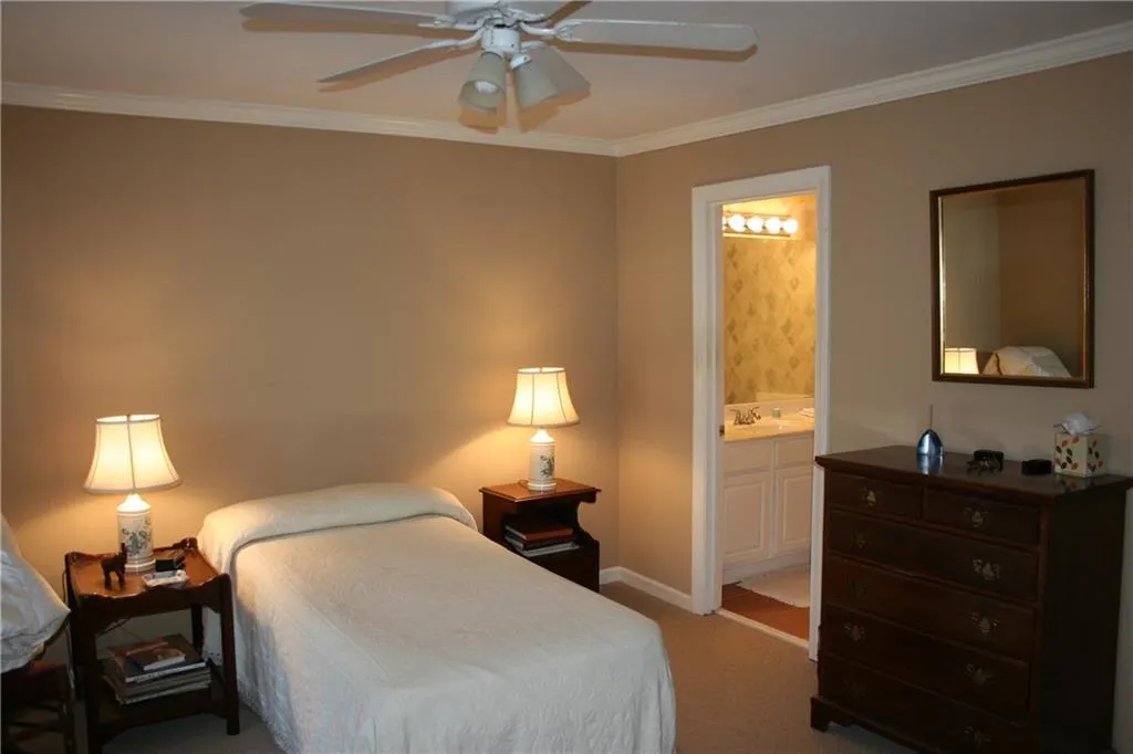 96 Mount Vernon Circle, Sandy Springs, Georgia 30338, 2 Bedrooms Bedrooms, ,2 BathroomsBathrooms,Residential,Sold,96 Mount Vernon Circle,5826784