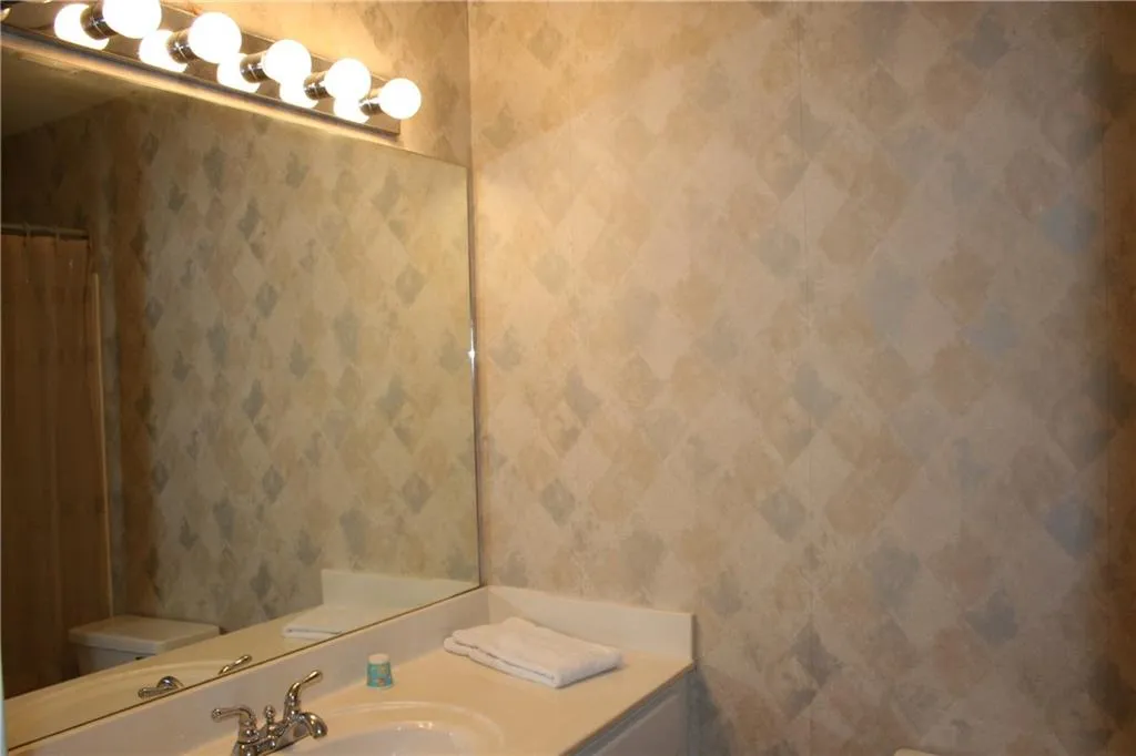 96 Mount Vernon Circle, Sandy Springs, Georgia 30338, 2 Bedrooms Bedrooms, ,2 BathroomsBathrooms,Residential,Sold,96 Mount Vernon Circle,5826784