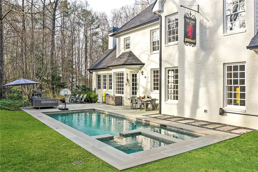 3870 Powers Ferry Road Nw, Atlanta, Georgia 30342, 5 Bedrooms Bedrooms, 0 ,5 BathroomsBathrooms,Residential,For Sale,3870 Powers Ferry Road Nw,7745803
