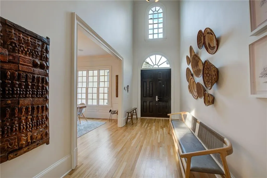 3870 Powers Ferry Road Nw, Atlanta, Georgia 30342, 5 Bedrooms Bedrooms, 0 ,5 BathroomsBathrooms,Residential,For Sale,3870 Powers Ferry Road Nw,7745803