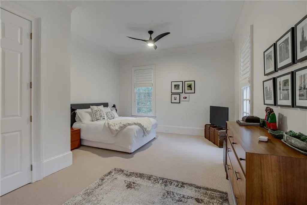 3870 Powers Ferry Road Nw, Atlanta, Georgia 30342, 5 Bedrooms Bedrooms, 0 ,5 BathroomsBathrooms,Residential,For Sale,3870 Powers Ferry Road Nw,7745803